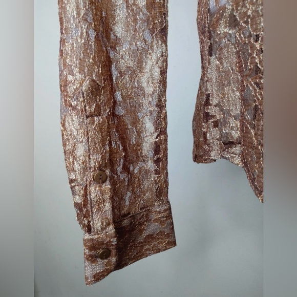 Chico’s Sheer Lace Button-Down Blouse Size 0 - Picture 8 of 10